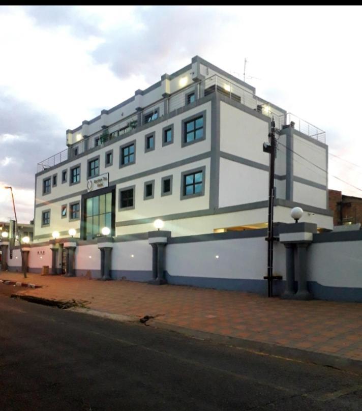 Garden Top Hotel Johannesburg Exterior photo