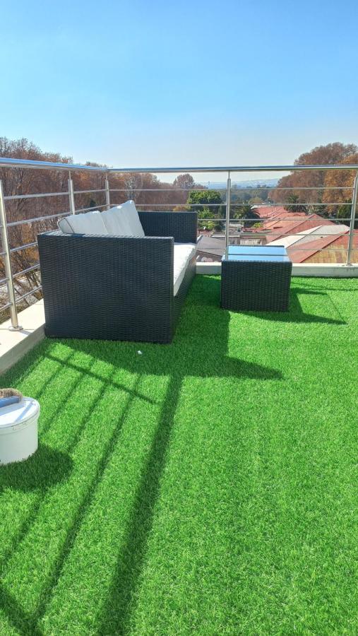 Garden Top Hotel Johannesburg Exterior photo