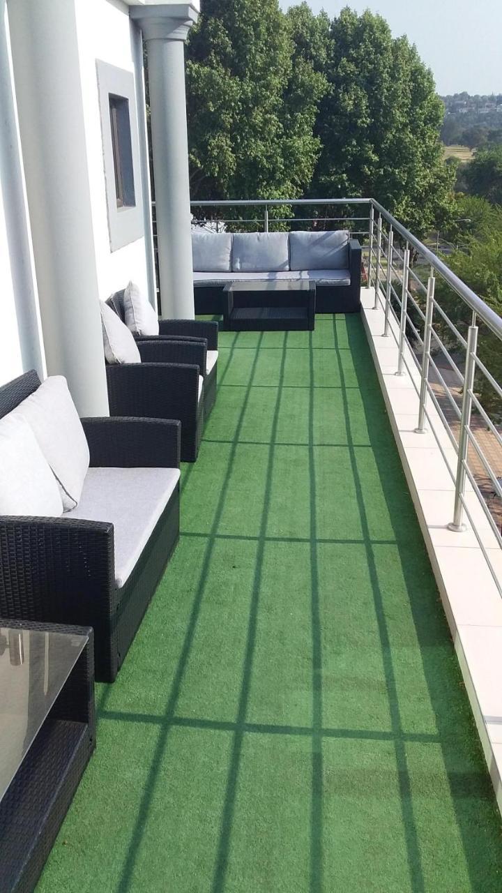 Garden Top Hotel Johannesburg Exterior photo