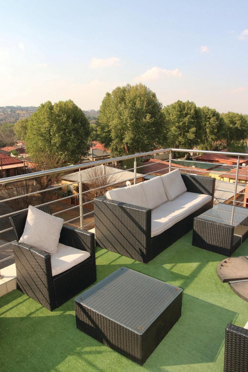 Garden Top Hotel Johannesburg Exterior photo